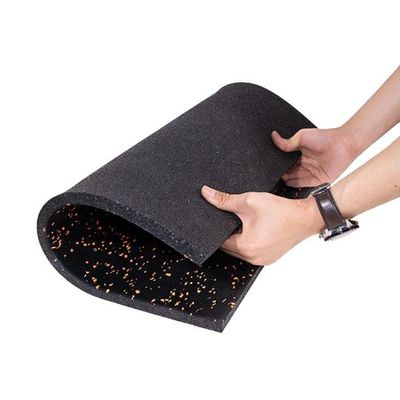 Qualidade Quadras Esportivas Internas e Externas, Brinquedos e Jogos Atléticos com Tapete de Borracha Amortecedora com Característica de Absorção de Choque Fábrica