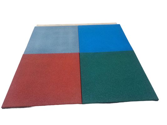 Buon prezzo Pavimento di gomma esterno da 40 mm Pavimento per parco giochi di sicurezza blu / verde in linea