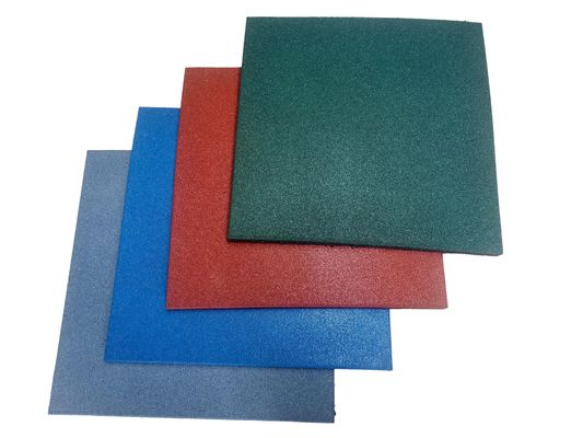 Giá tốt. Bảo vệ âm thanh ngoài trời cao su sàn hấp thụ sốc ngoài trời sân chơi cao su thảm màu xanh trực tuyến