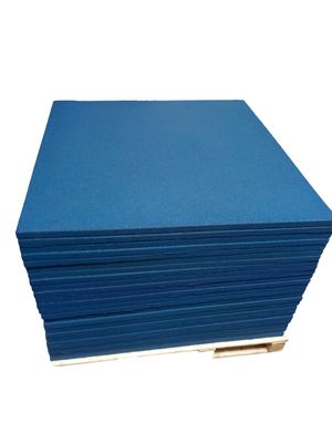 Qualidade Pavimento Desportivo Interior com Densidade de 1,0g/cm3 Incomparável e Dureza 60-70 ShoreA para Desempenho de Excelência Fábrica